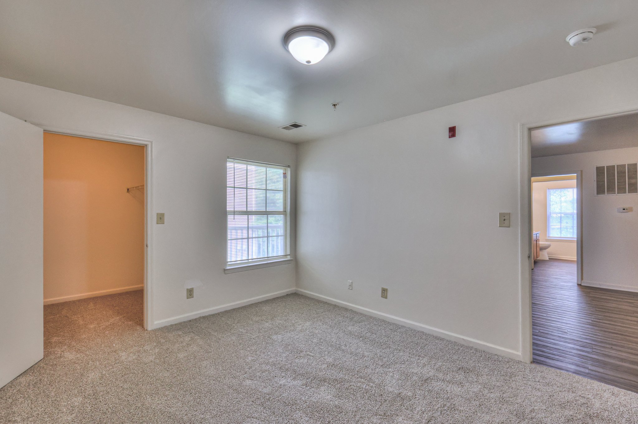 Cassell Ridge apartment interior living area