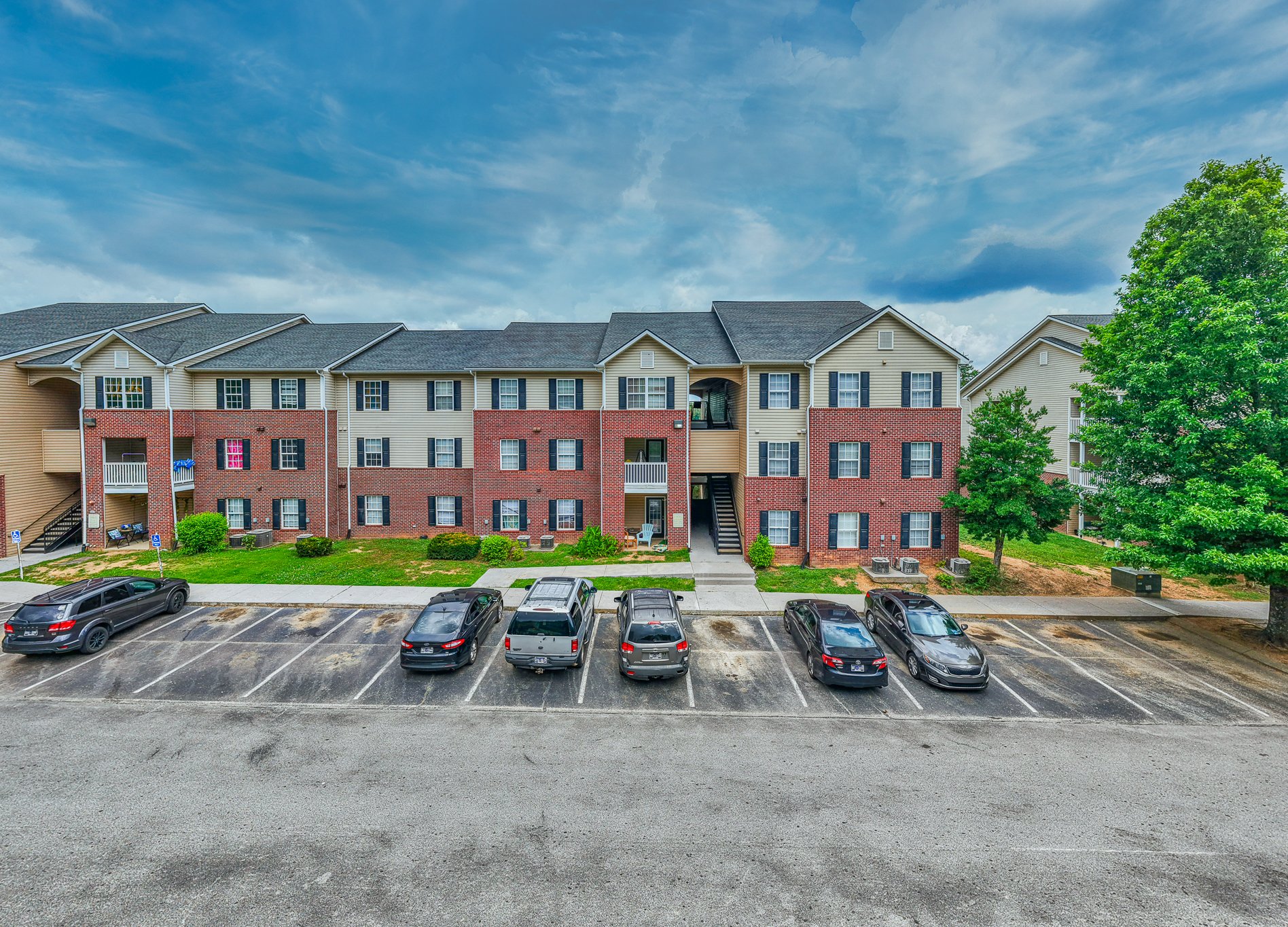 Cassell Ridge Apartments community view
